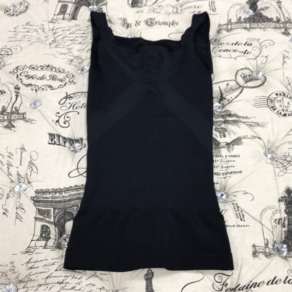 BLANQI Everyday Maternity Belly Support Tank Top - Picture 6 of 7